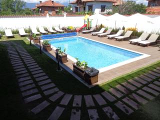Einstein House & Spa - Marchevo - 4