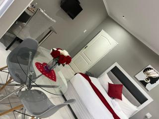 U And I GuestHouse - 1