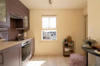 The Plum Retreat - Brighton & Hove - 7