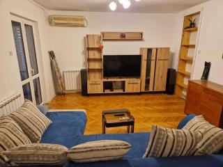 Apartmani Famelja Jovanovic - Sveti Stefan - 8