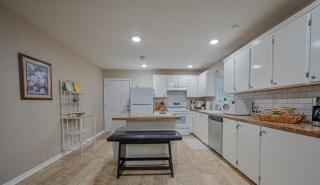 The Bixler House - Mena - 9