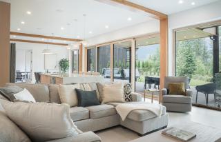 Camozzi Chalet by Revelstoke Vacations - 3