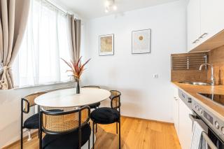 Boho Vienna by JR City Apartments - Main station, Belvedere, City Center - Vienna - 3