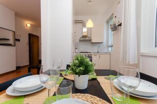 VivimiHome Gambara House 2 minutes from the Metro - 1