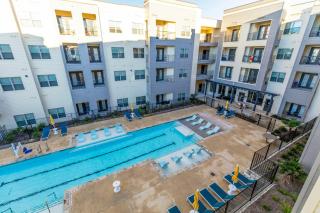 Upscale 1br Pool&gym Utsa Centrally Located! - 5