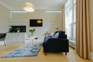 Luxury 3-Bed Apartment in Redland - Bristol - 3