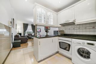 Bryanston Apartments - 8