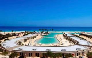 Hacienda Bay-Spacious 3BR Chalet With Garden - North Coast - Mājid Abū Zayd - 0