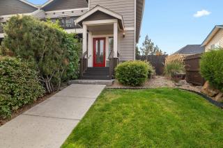 Pet-friendly - 3BDR - Minutes to Downtown - 7