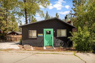 Into the Woods Bungalow - Romantic Vacation - Big Bear Lake - 0