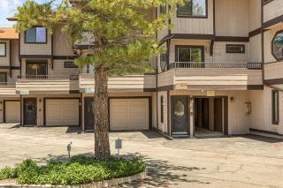 The Adler's Nest - Lakefront with Pool Spa and Summer Dock - 5