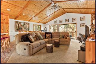 Hunter's Retreat in Upper Moonridge Near Bear Mountain - Big Bear Lake - 9