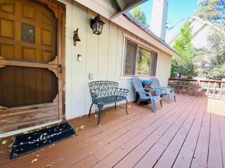 Our Secret Getaway - Two Spacious Living Areas - 4