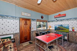Yosemite Pines Cabin - Sleeps 8 - Big Bear Lake - 2