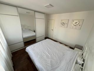 Sunny View Apartment - Sarajevo - 4