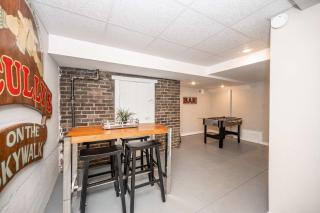 Doctors Retreat with Hot Tub - Dayton - 8