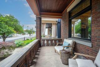 Doctors Retreat with Hot Tub - Dayton - 3