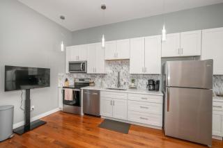 Findlay Market - Suite 5 for 2 - 2