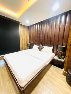 Studio Apartment in Gold Crest - DHA Lahore - 6