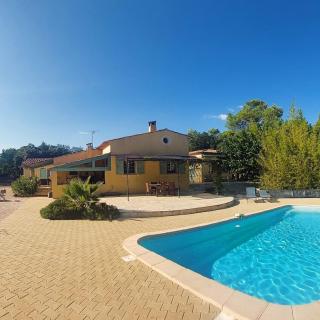 l'Avenir-De Toekomst - Cotignac - 9