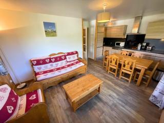 Appartement lumineux 6 pers, ski aux pieds, balcon sud-ouest, Les Menuires, 3 flocons "Argent" - FR-1-452-6 - 0