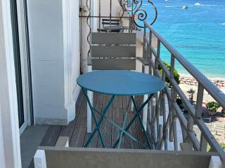 PALAIS MIRAMAR 65 BD DE LA CROISETTE CANNES - Cannes - 1