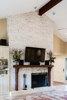 Waterfront Home on Lake Travis - 4