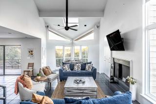 5br Home w Pool and a View - Spicewood - 9