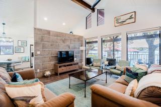 Lake LBJ Waterfront Family-Friendly Retreat - Granite Shoals - 5