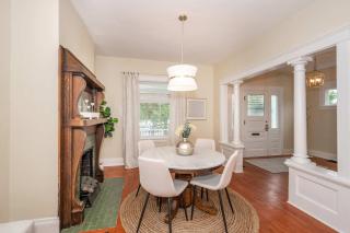 Walk to Mariemont, Historic 3BR Cottage, Sleeps 6 - 2