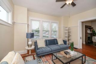 Walk to Mariemont, Historic 3BR Cottage, Sleeps 6 - 1