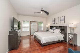 Spacious 3BR, King Suite and Office, Sleeps 6 - Cincinnati - 7