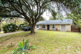 Screened-in Porch Walkable to SoCO - 5