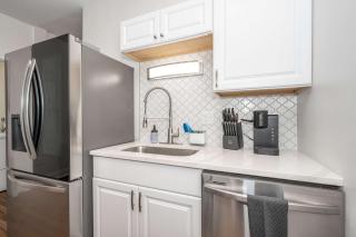 Covington 2BR, Private Deck, Event Center - 3