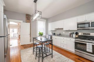 Suites on Main 1 - 2