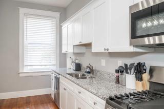 Suites on Main 1 - 1