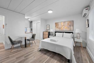 Chic City Retreat 93E - Columbus - 2