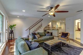 Stylish Remodeled 3 BDR w Studio in East Austin - Austin - 8