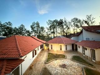Casa com 3 suítes em bairro nobre - 8