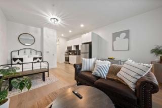 Bridge Park Luxe - 5