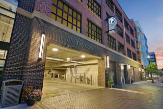 Bridge Park Luxe - 1