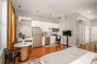 Findlay Market - Suite 4 for 2 - 7