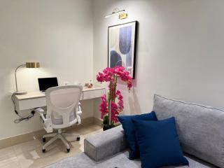 Stylish Modern Luxury Apartment - 3