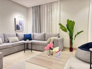 Stylish Modern Luxury Apartment - 3