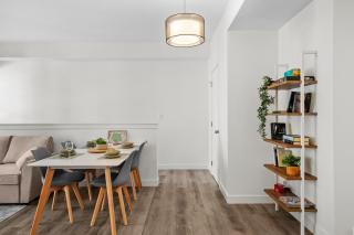 Full Townhouse Cozy Guest Favorite Garage Parking Aspen Neighbourhood - 6