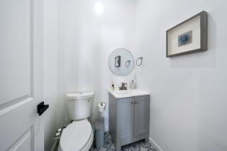 NYC Skyline Views • Near Times Sq • Rooftop Deck - 9