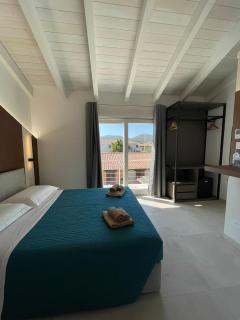 Villa Est - San Teodoro - 3