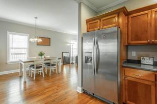 Large 4 bedroom - 8 beds - Pet Friendly - 5