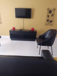 Black Diamond Luxury Apartments - 5
