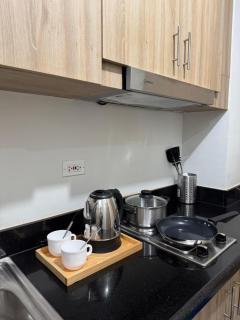 Metro Prime Staycations at Shore 2 Residences - 2